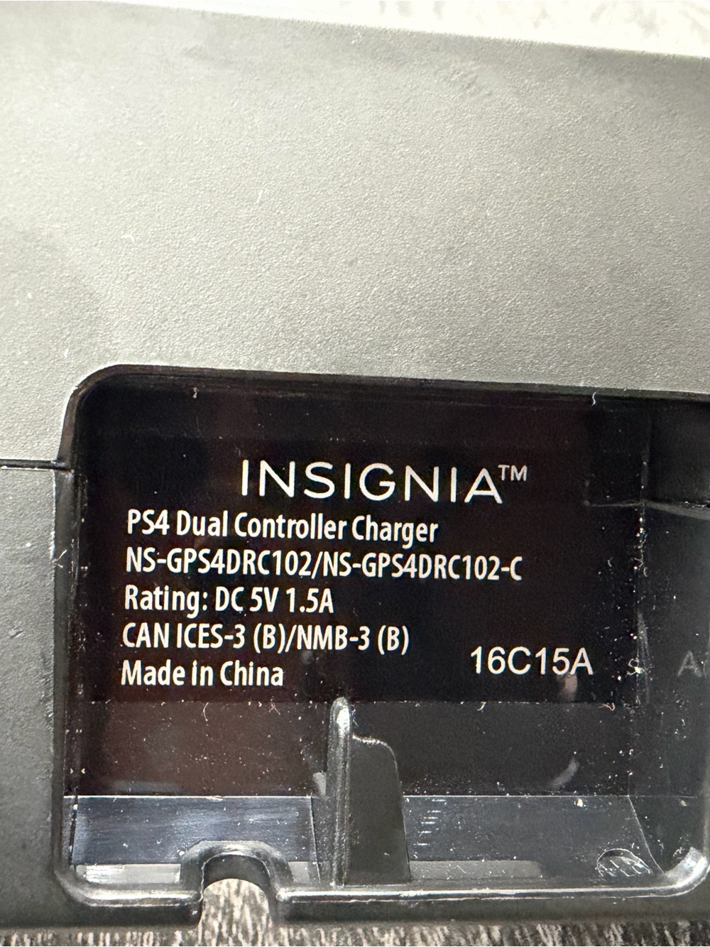 Insight / Insignia Black PS4 Dual Controller Charger